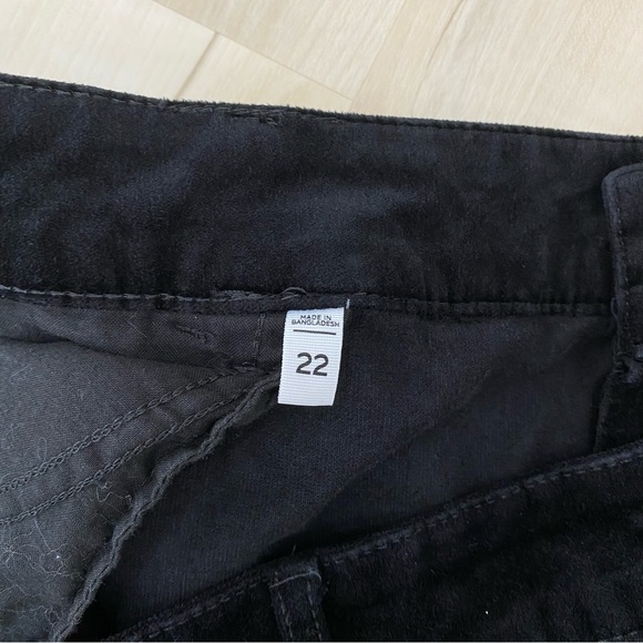 Loft Plus Size Black Velvet Modern Skinny Pants Comfortable Sz 22 - Picture 5 of 8